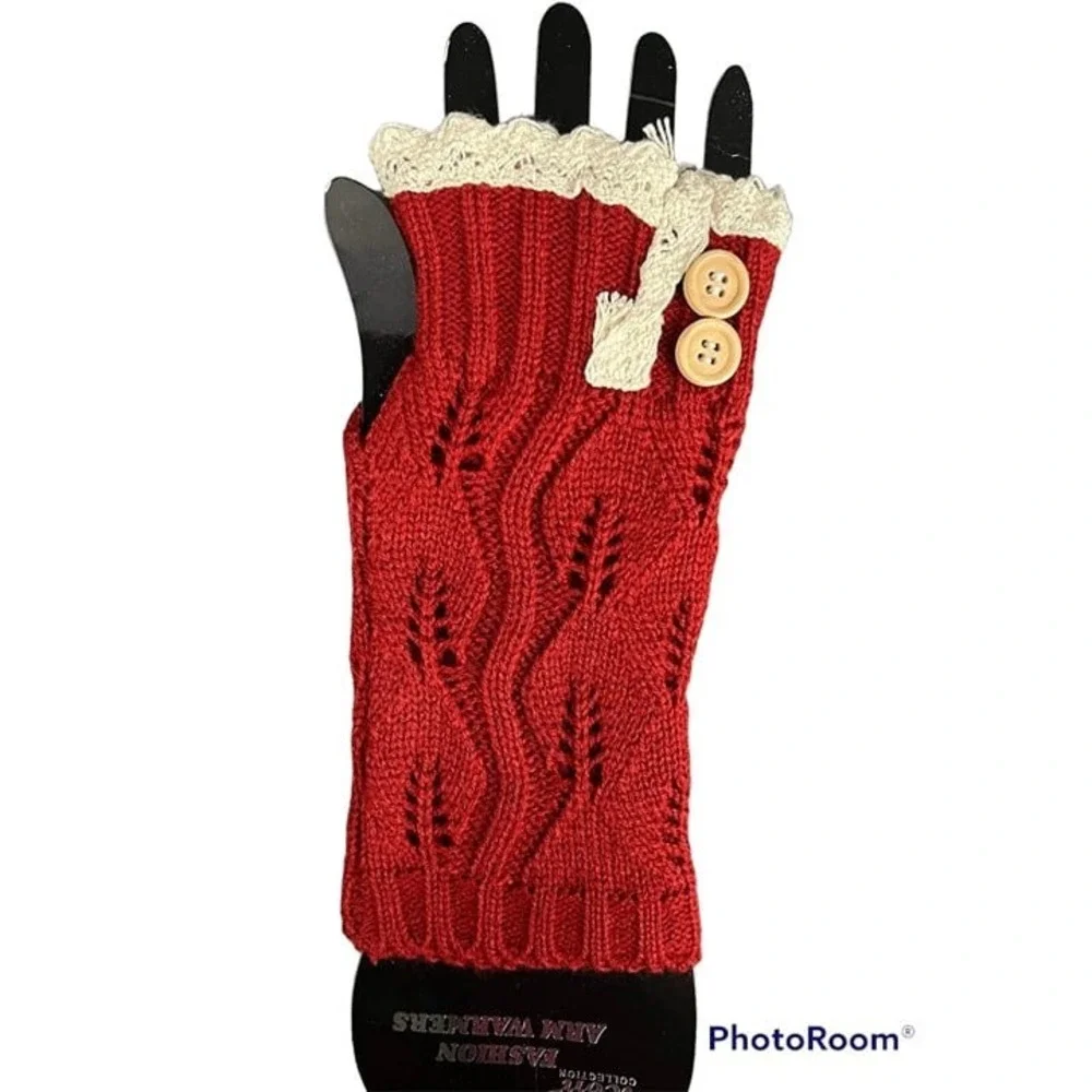 Burgundy Fingerless Gloves Wrist Hand Warmers Cable Knit Crochet Lace Buttons A